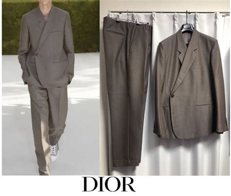 dior tailoring スーツ|キム・ジョーンズが紡ぐ、ディオールの新テーラリングがデ .